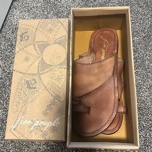New Free People sandals size 9